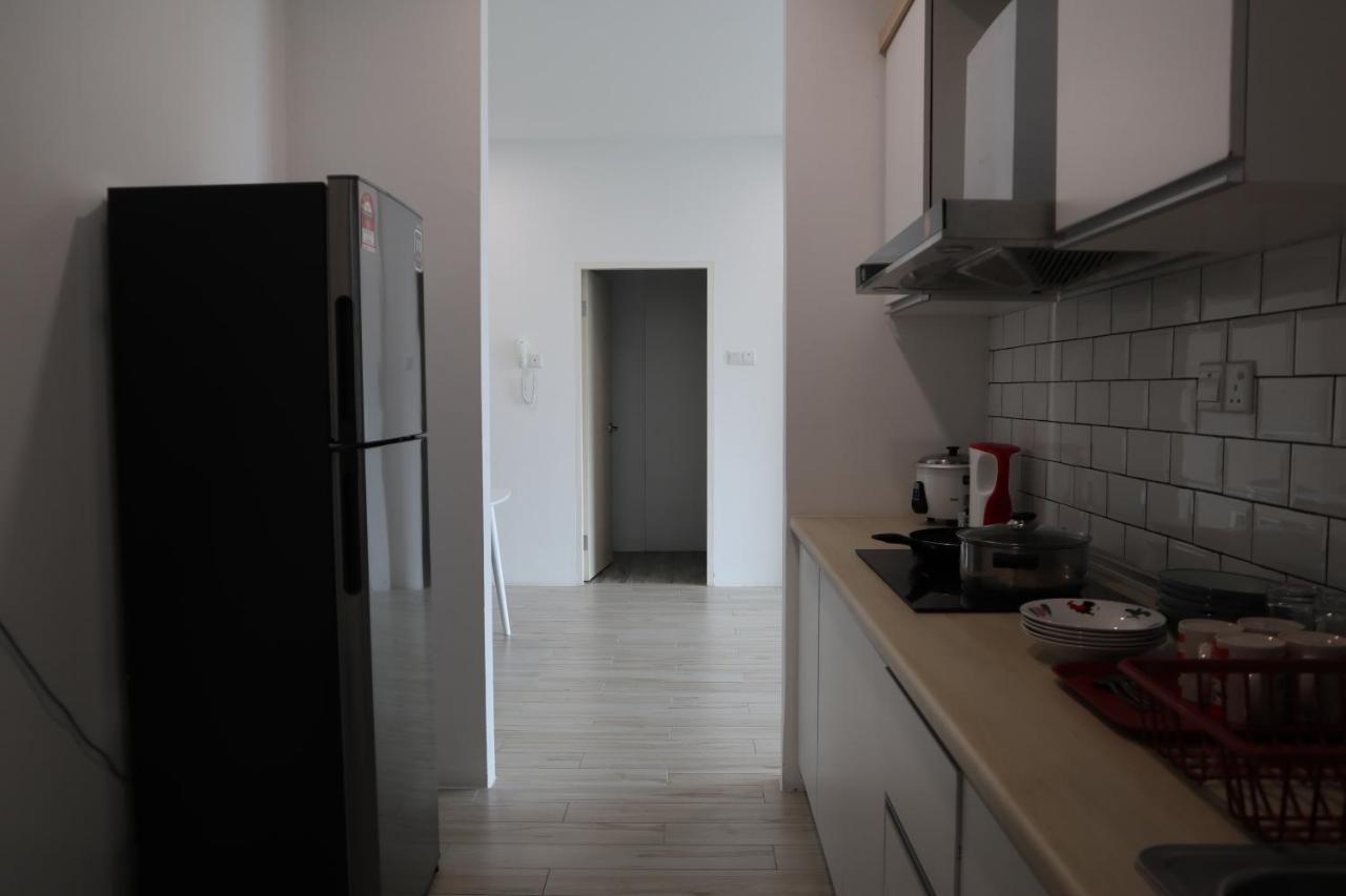 Zen66 @ Roxy Serviced Apartment Kuching Exterior photo